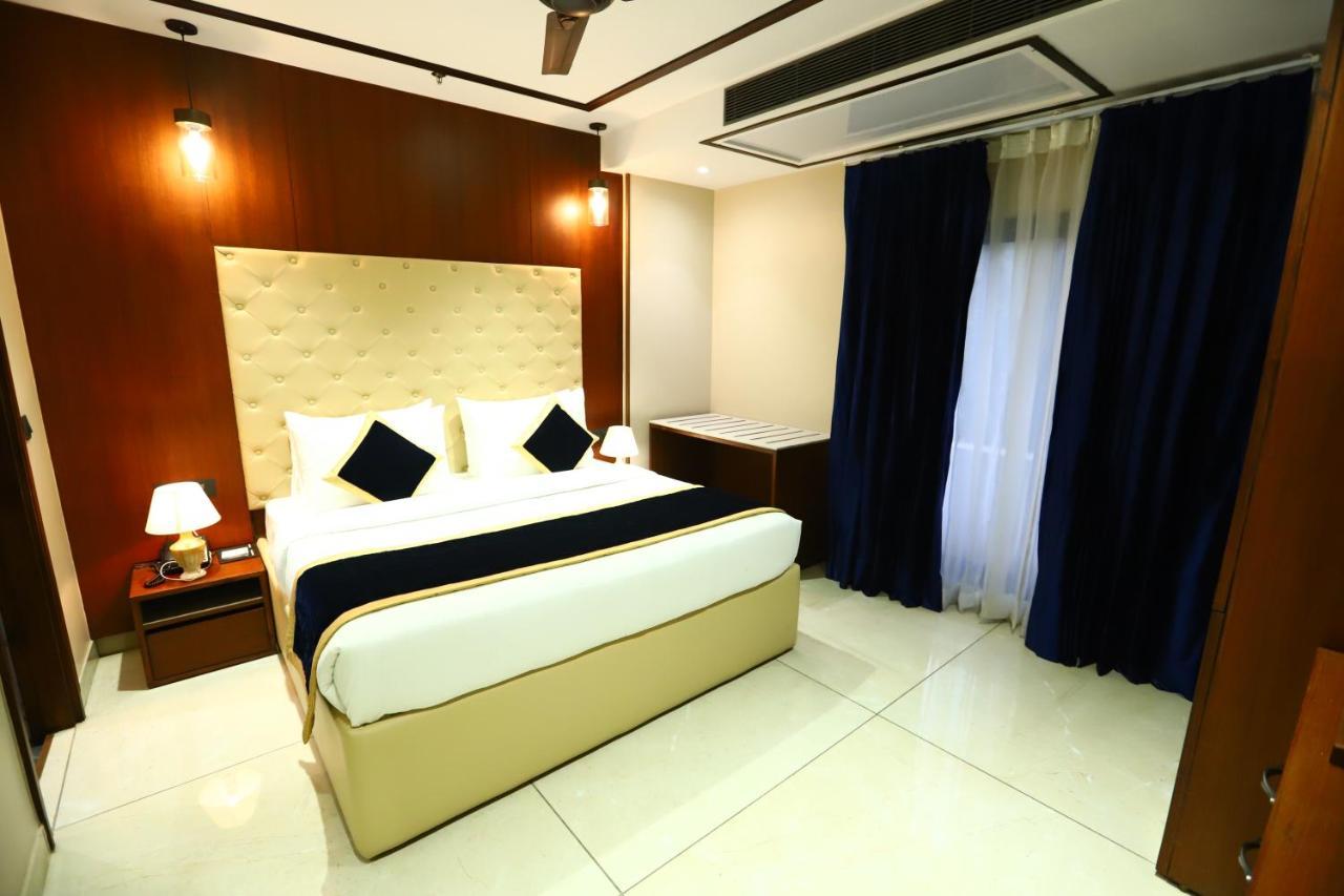Sanca International Hotel In Patel Nagar Delhi New Delhi Eksteriør billede