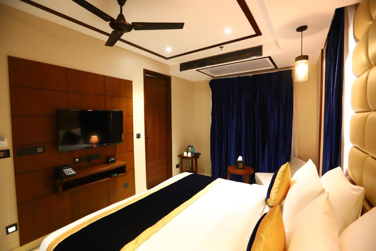 Sanca International Hotel In Patel Nagar Delhi New Delhi Eksteriør billede
