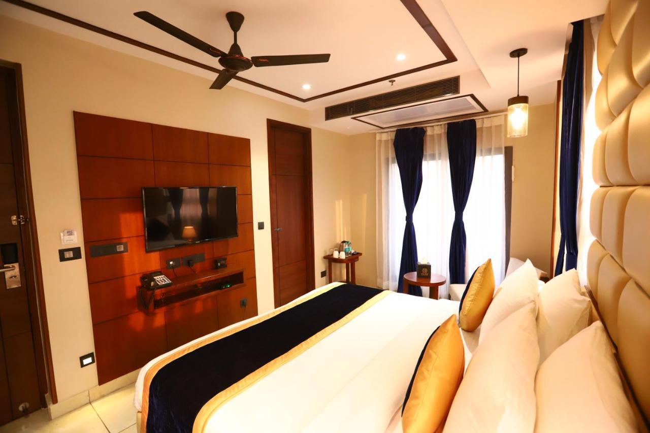 Sanca International Hotel In Patel Nagar Delhi New Delhi Eksteriør billede