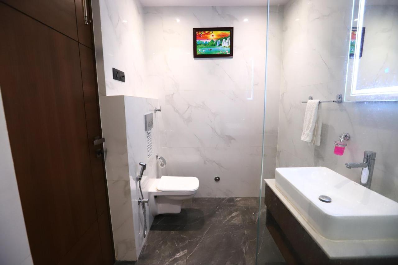 Sanca International Hotel In Patel Nagar Delhi New Delhi Eksteriør billede
