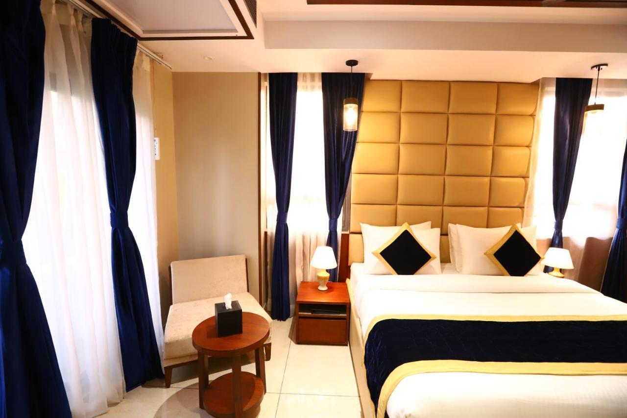 Sanca International Hotel In Patel Nagar Delhi New Delhi Eksteriør billede