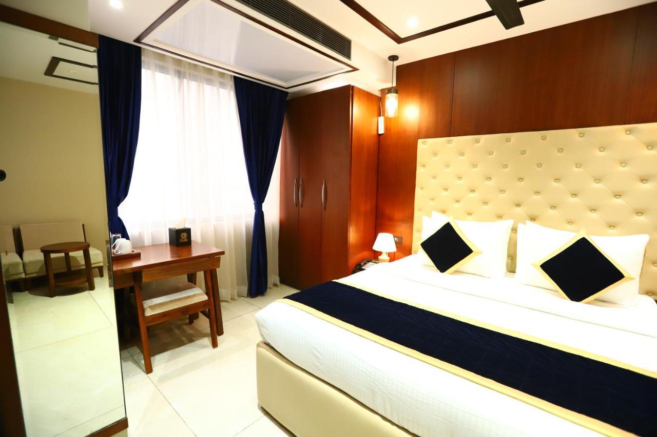 Sanca International Hotel In Patel Nagar Delhi New Delhi Eksteriør billede