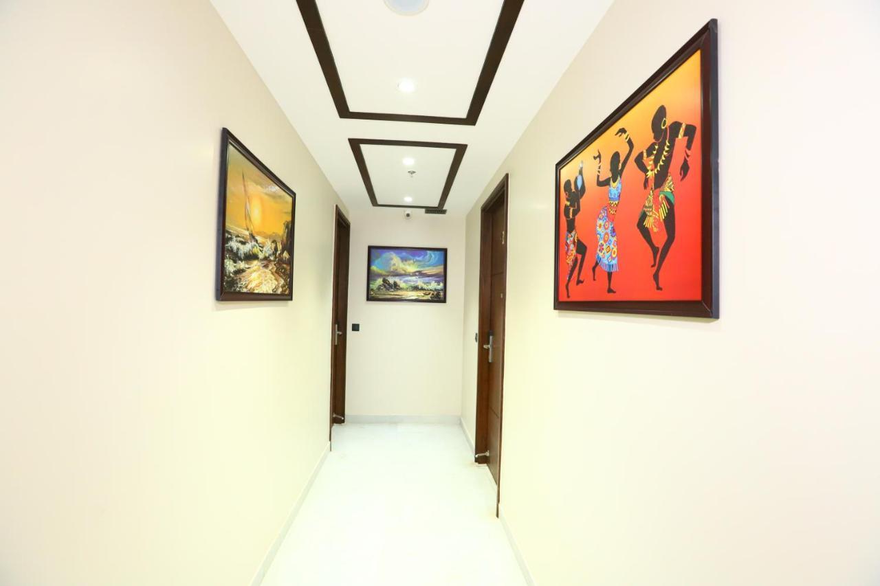 Sanca International Hotel In Patel Nagar Delhi New Delhi Eksteriør billede