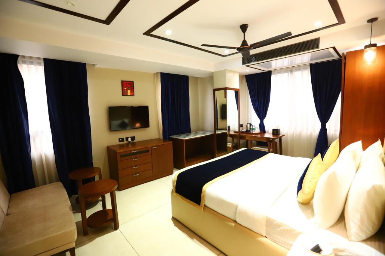 Sanca International Hotel In Patel Nagar Delhi New Delhi Eksteriør billede